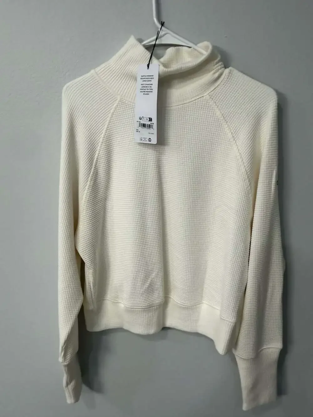 Alo Yoga Waffle Weekend Escape Mock Neck Long Sleeve